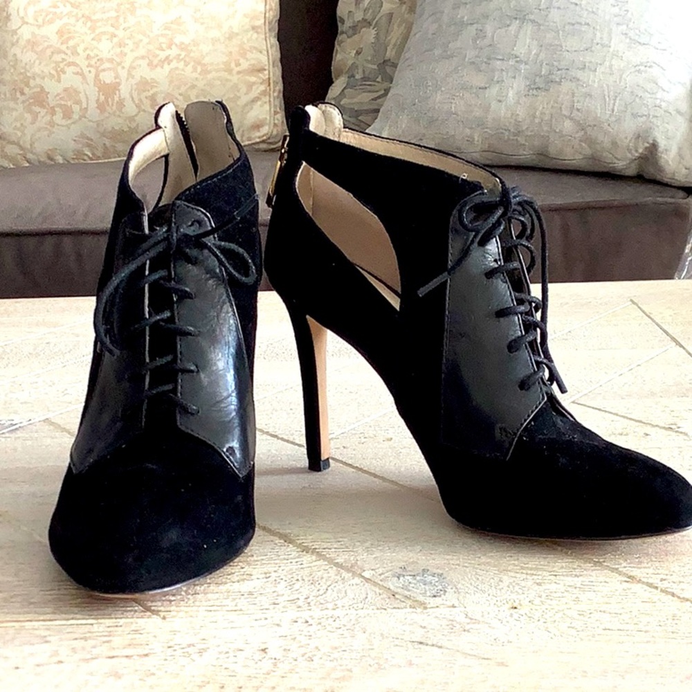 Louie et Cie suede black heels, size 7, never worn!